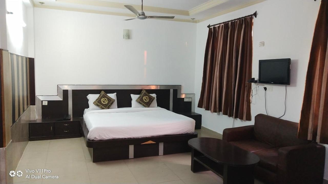 Fabhotel Prashant Palace Mysore Buitenkant foto