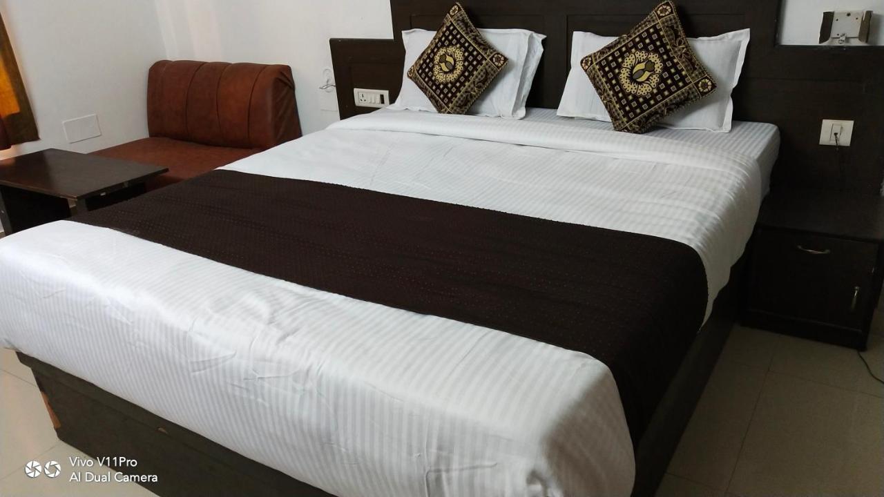 Fabhotel Prashant Palace Mysore Buitenkant foto
